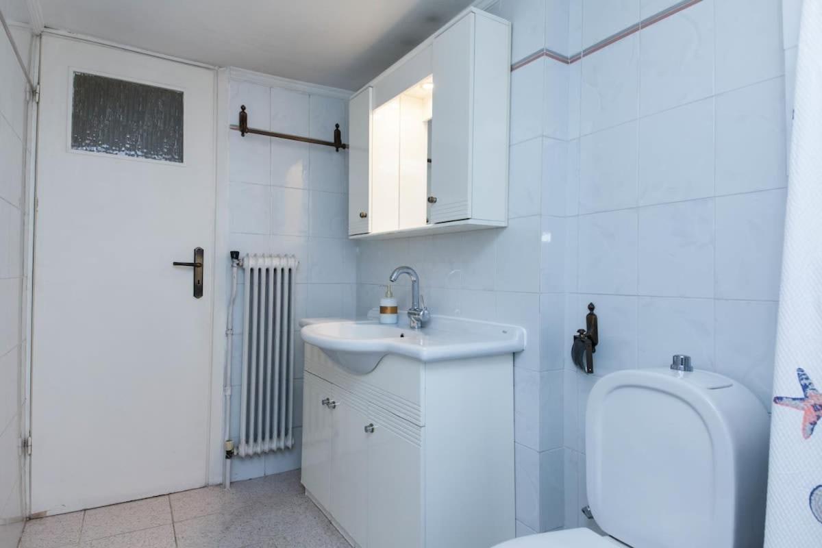 Classical Beauty 3bd In Peacefull Nea Filothei *